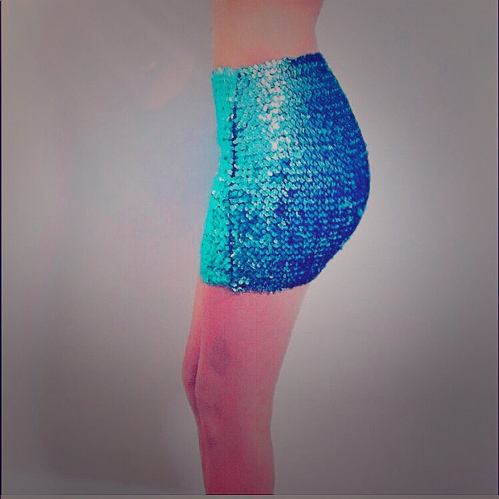 Sequined Mermaid Mini - Picture 2 of 6